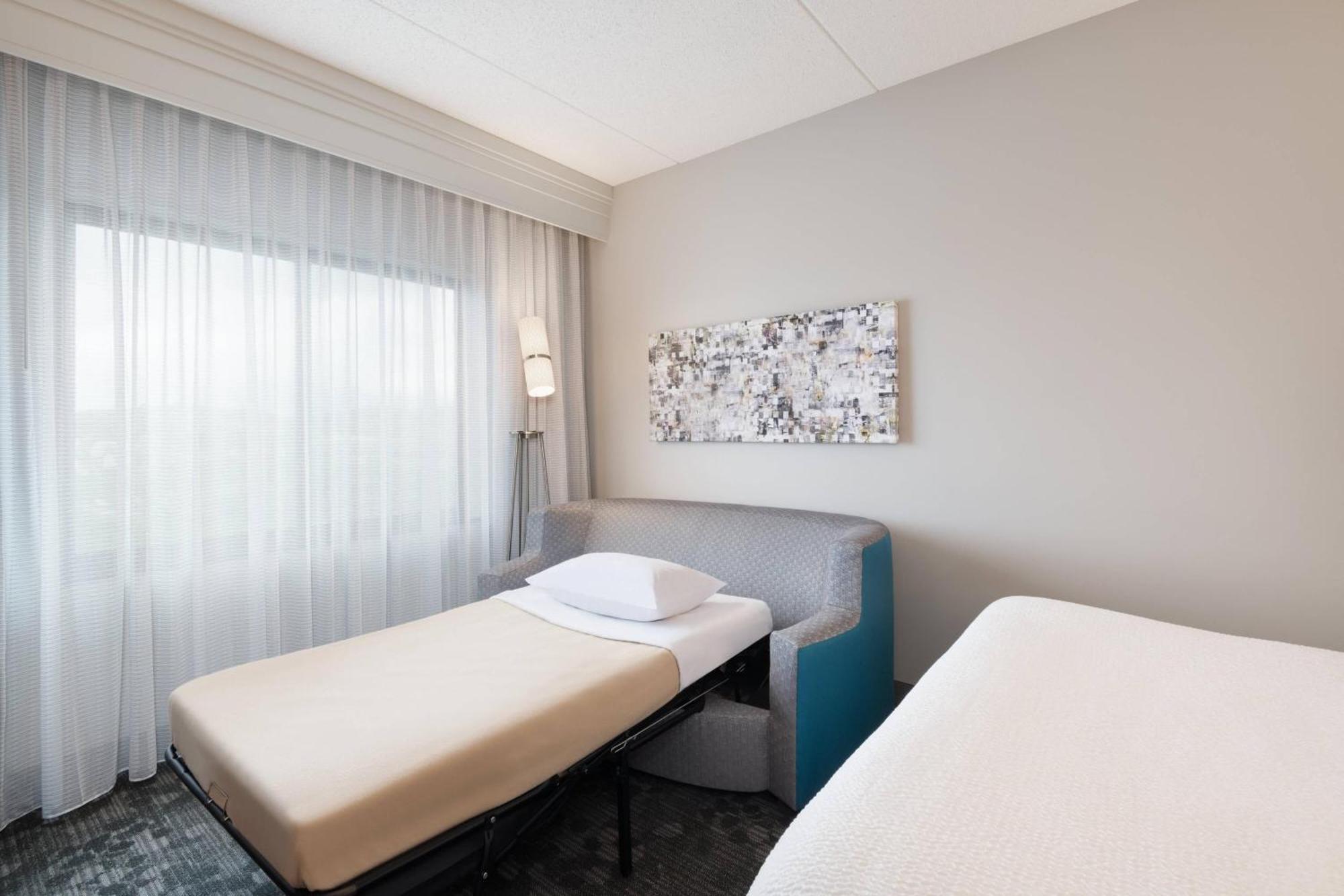 Courtyard By Marriott Pittsburgh Washington Meadow Lands Hotel Eksteriør billede