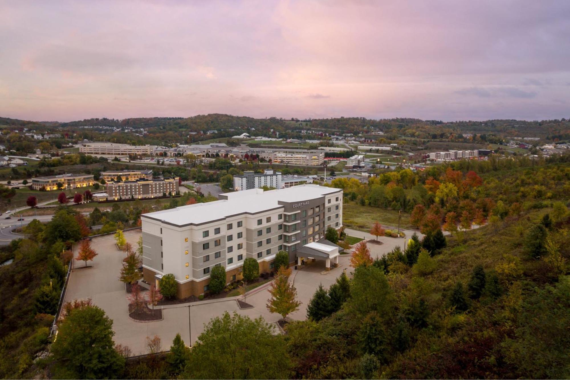Courtyard By Marriott Pittsburgh Washington Meadow Lands Hotel Eksteriør billede