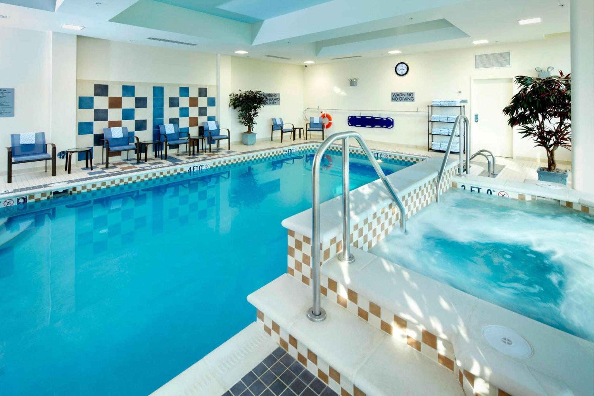 Courtyard By Marriott Pittsburgh Washington Meadow Lands Hotel Eksteriør billede