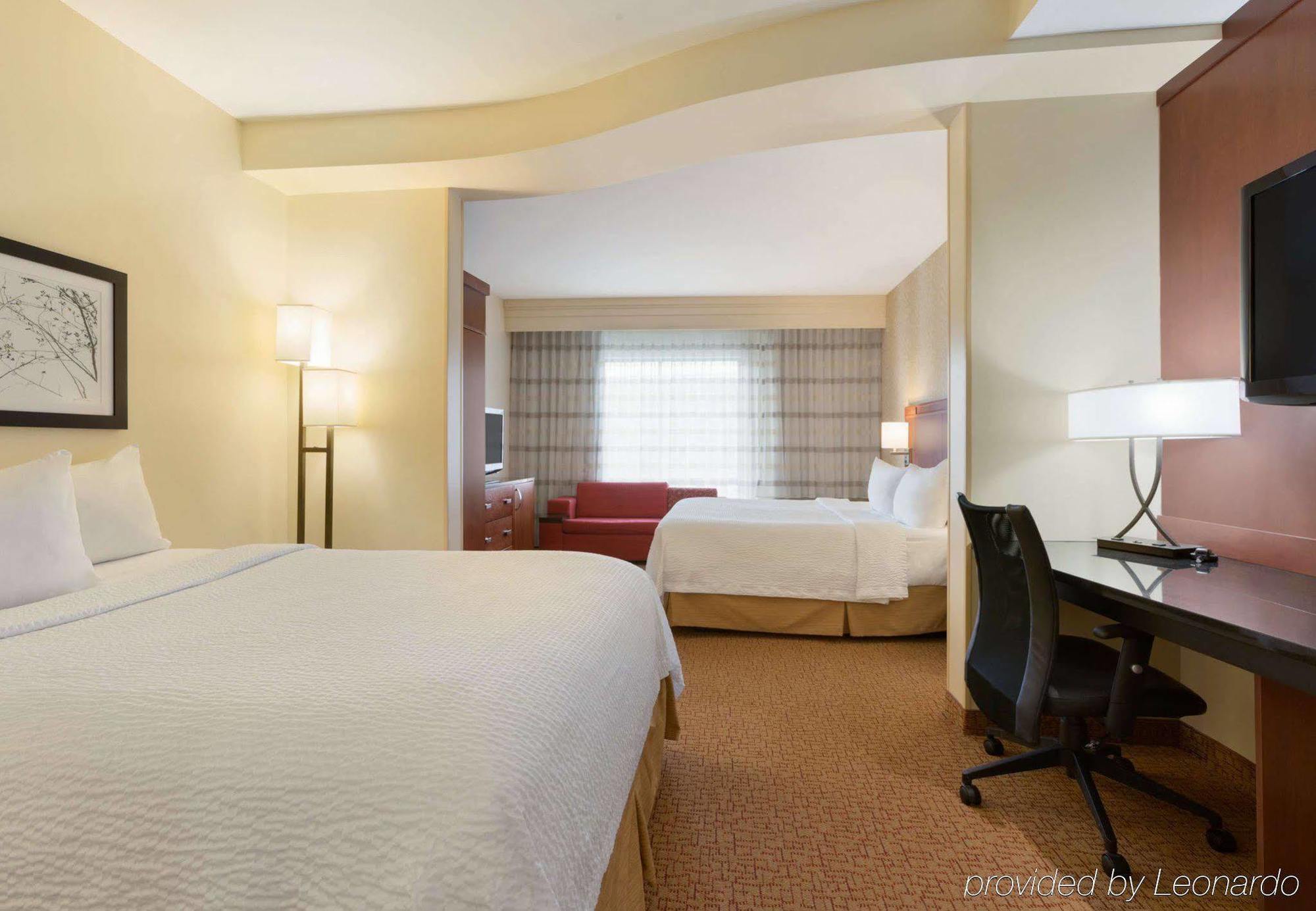 Courtyard By Marriott Pittsburgh Washington Meadow Lands Hotel Eksteriør billede